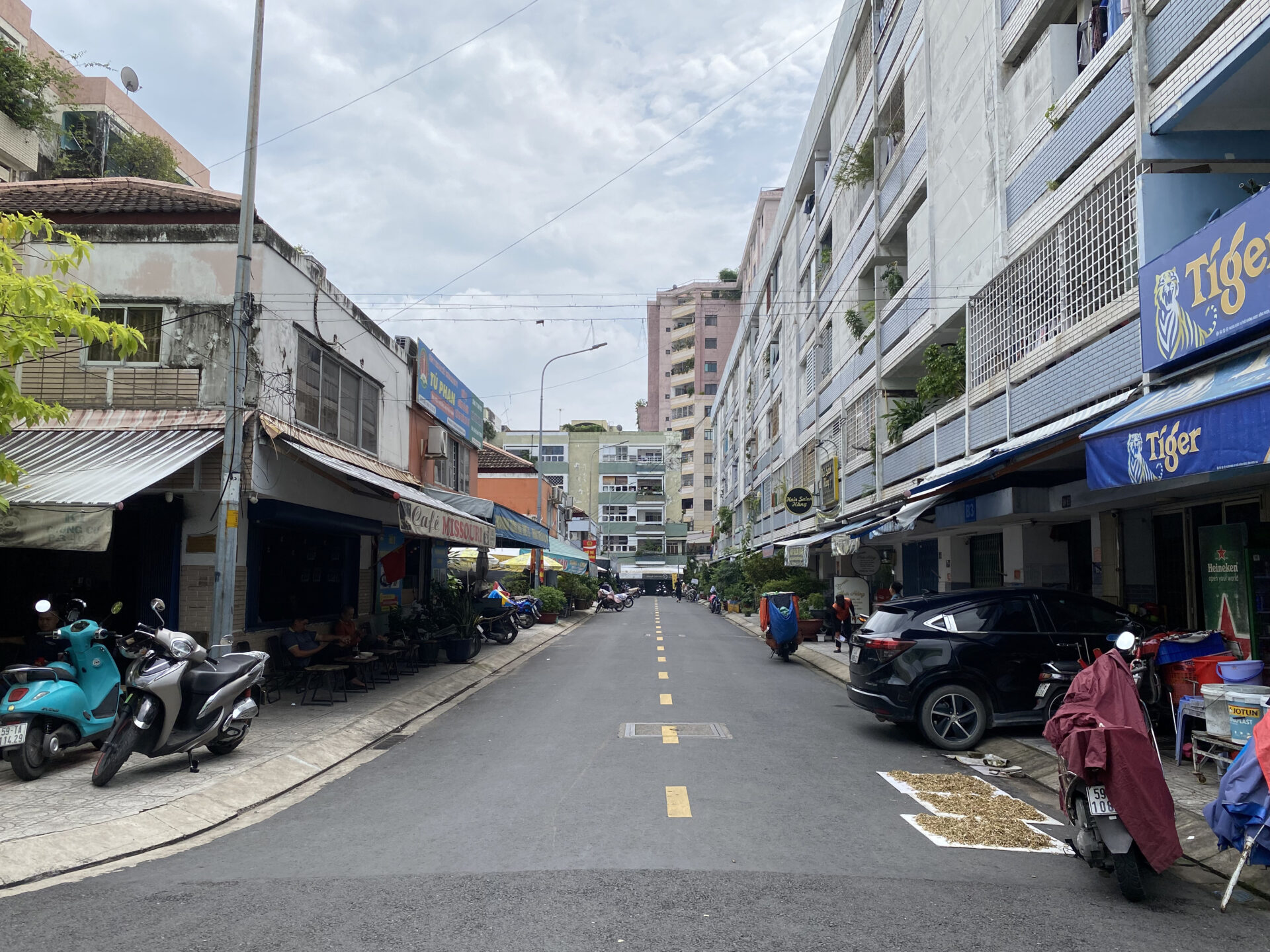 CHUNG CƯ B4 ĐƯỜNG SỐ 12A -12C TP HCM